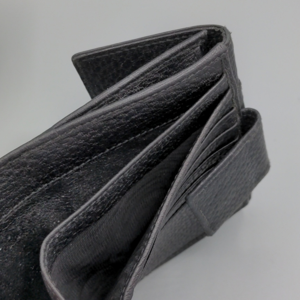 Gucci Wallet - Picture 6 of 12